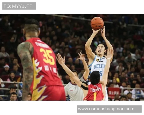 张庆鹏:从篮球场上的拼搏到人生舞台的绽放之路 张庆鹏:从篮球场上的拼搏到人生舞台的绽放之路