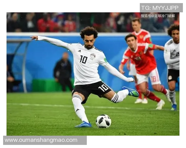 澳大利亚足球队迎战伊朗队精彩对决引发球迷热议与期待