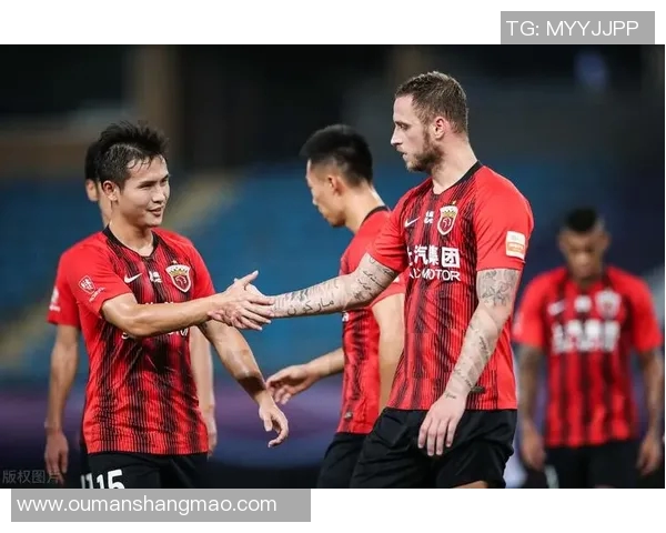 巴西队与中国队激战正酣精彩对决引发球迷热议与期待