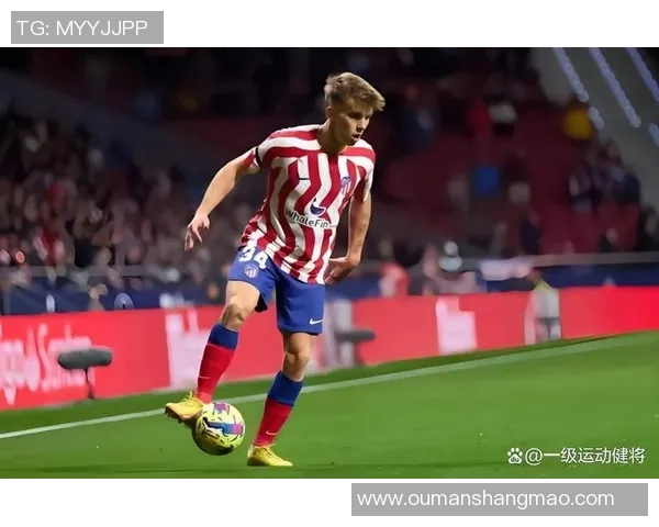 西班牙足协确认塞维利亚队与瓦伦西亚队比赛中场暂停,调查事件原因 西班牙足协确认塞维利亚队与瓦伦西亚队比赛中场暂停,调查事件原因