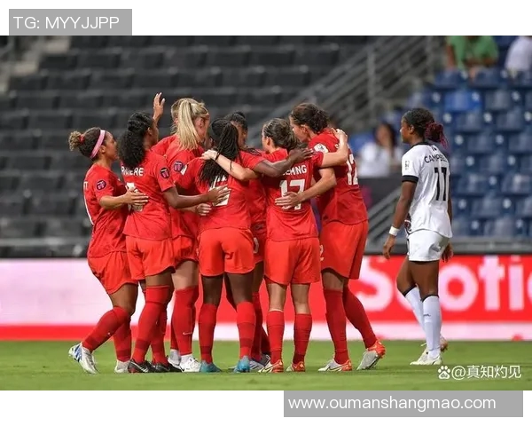 加拿大女足与喀麦隆女足激战正酣展现巾帼风采与足球激情的精彩对决 加拿大女足与喀麦隆女足激战正酣展现巾帼风采与足球激情的精彩对决