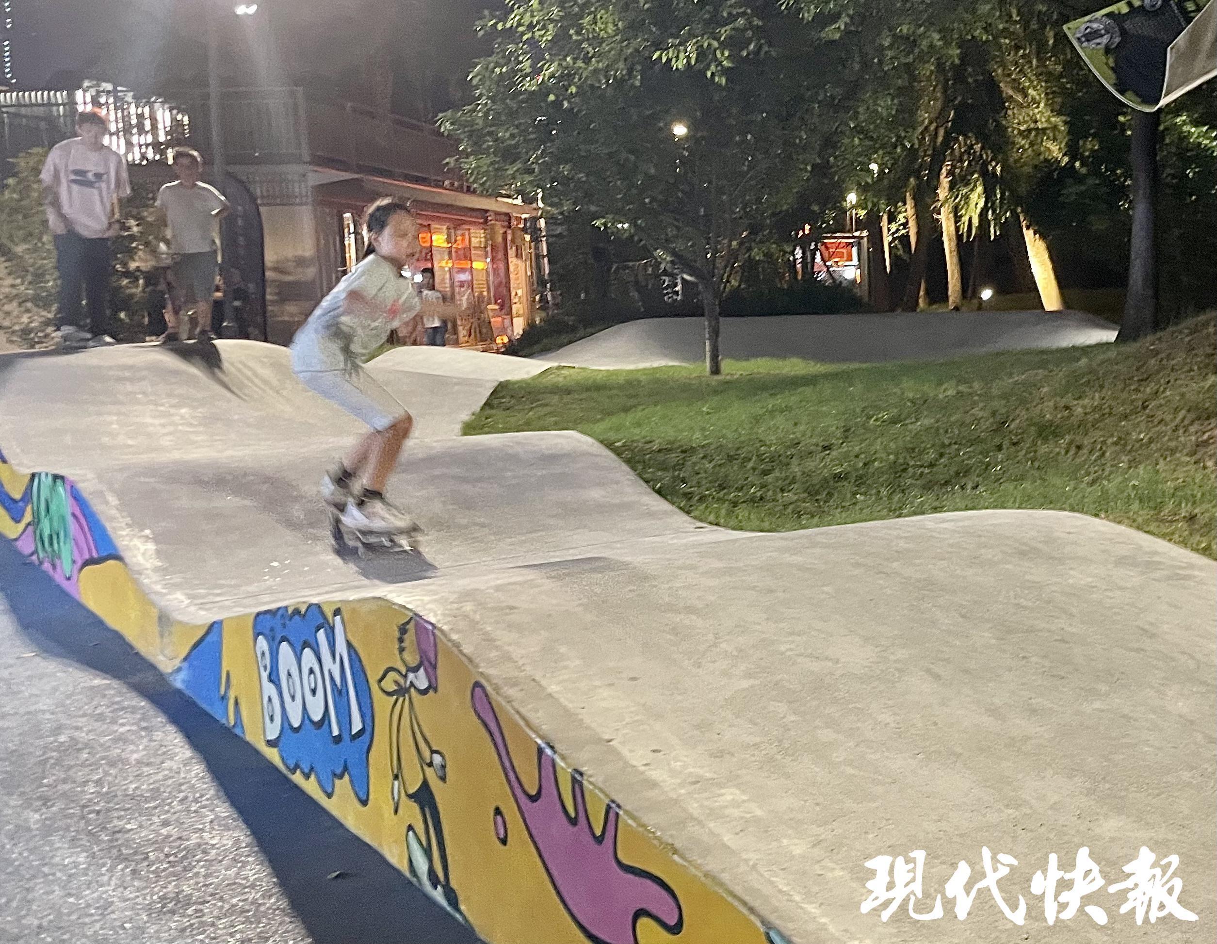 纳米体育app文脉华章｜奥运刮起“潮玩”风体育文化的年轻态表达(图4)